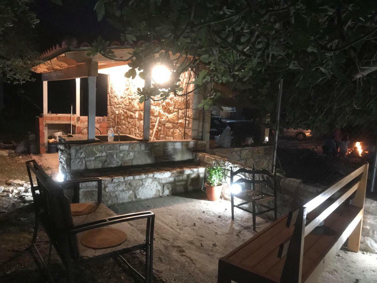 Janakis Garden Livadi Beach Himare Fshat Exteriér fotografie
